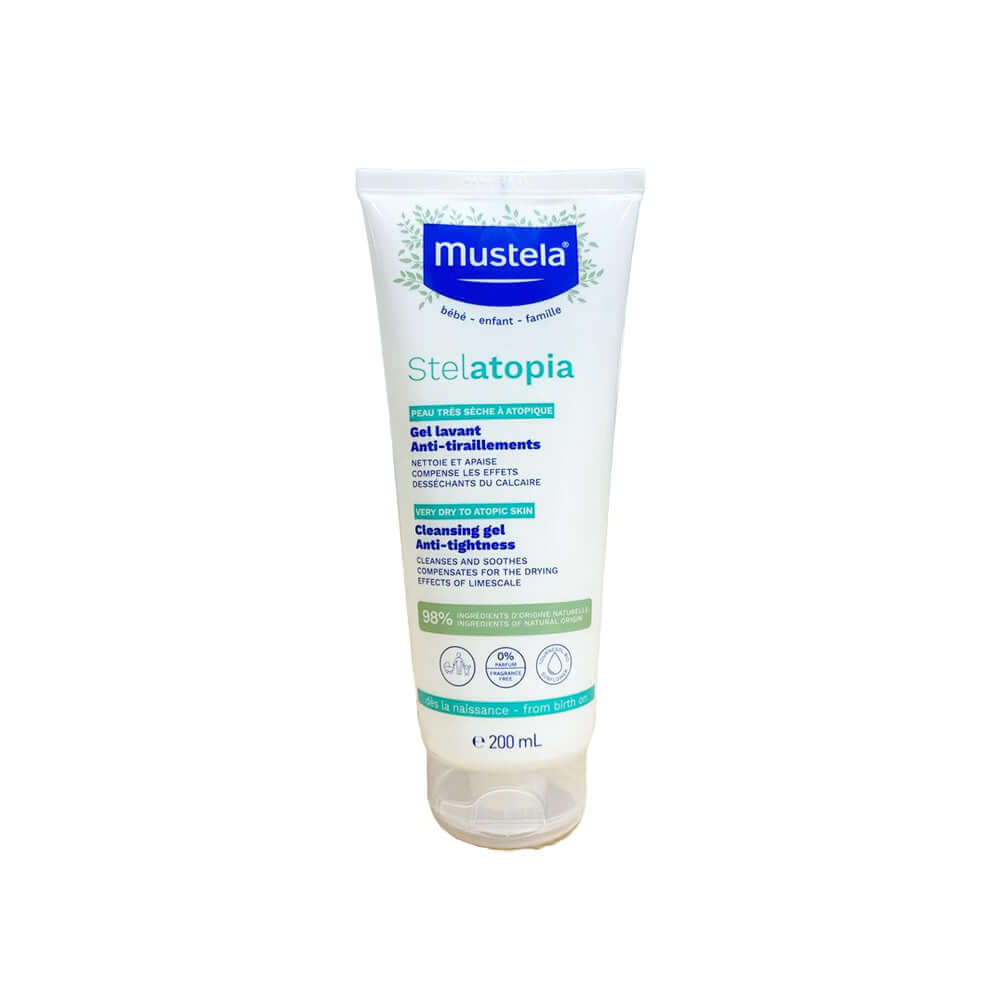 Mustela Stelatopia gel lavant anti-tiraillements bottle for eczema-prone baby bath